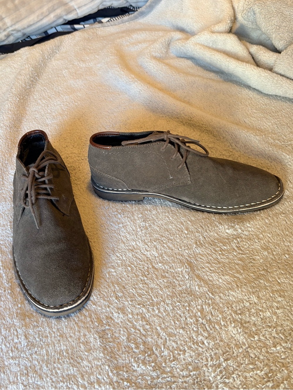 Kenneth Cole Reaction  men’s sz 10